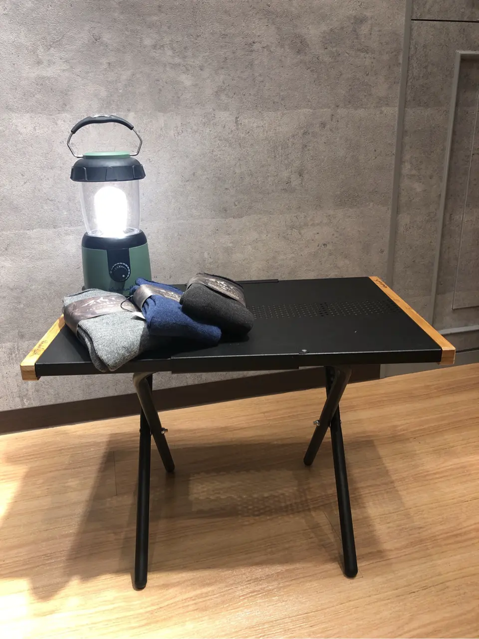 JOSEPH ABBOUD 二澤 コーディネート画像