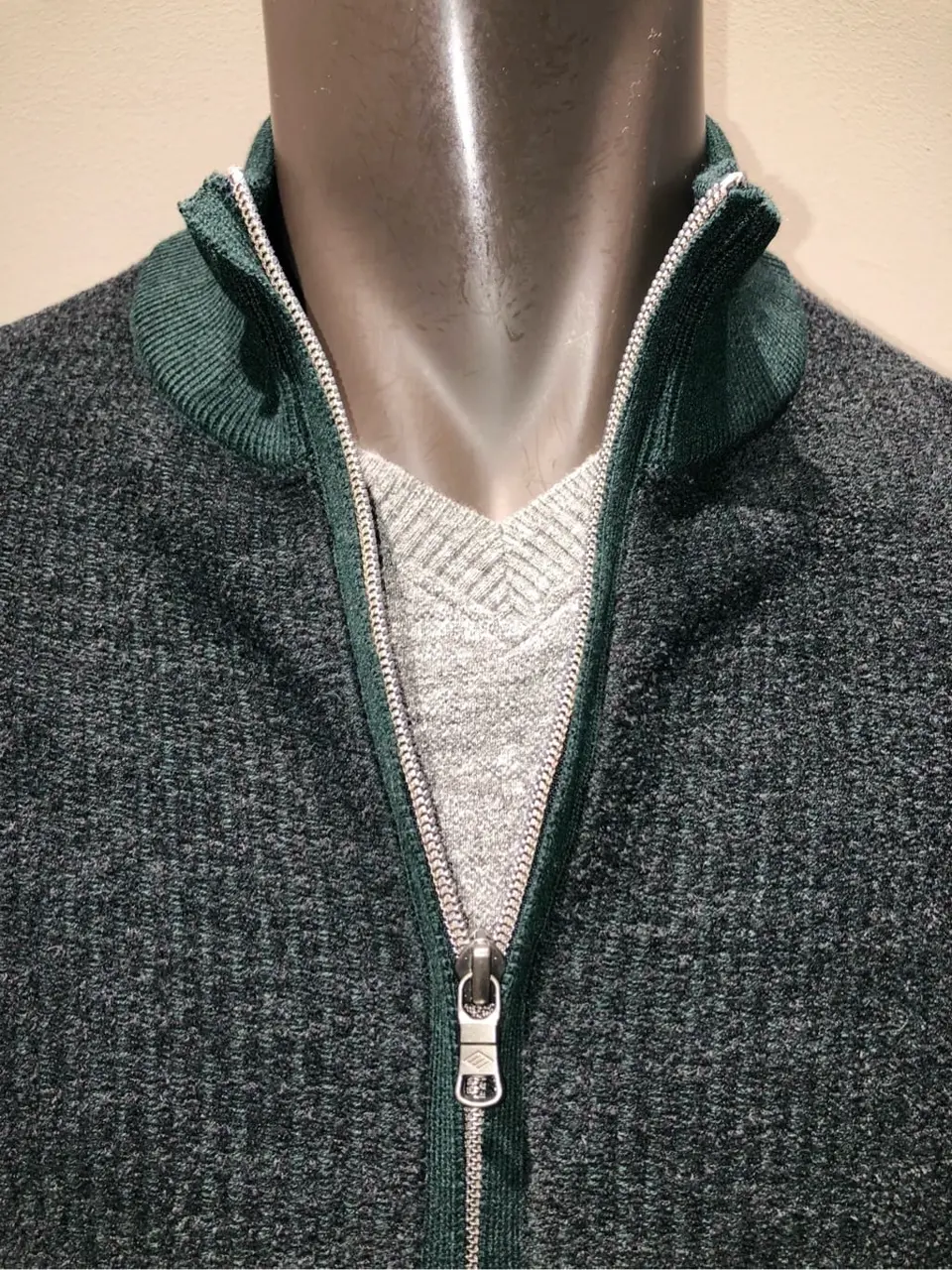 JOSEPH ABBOUD 川田 コーディネート画像