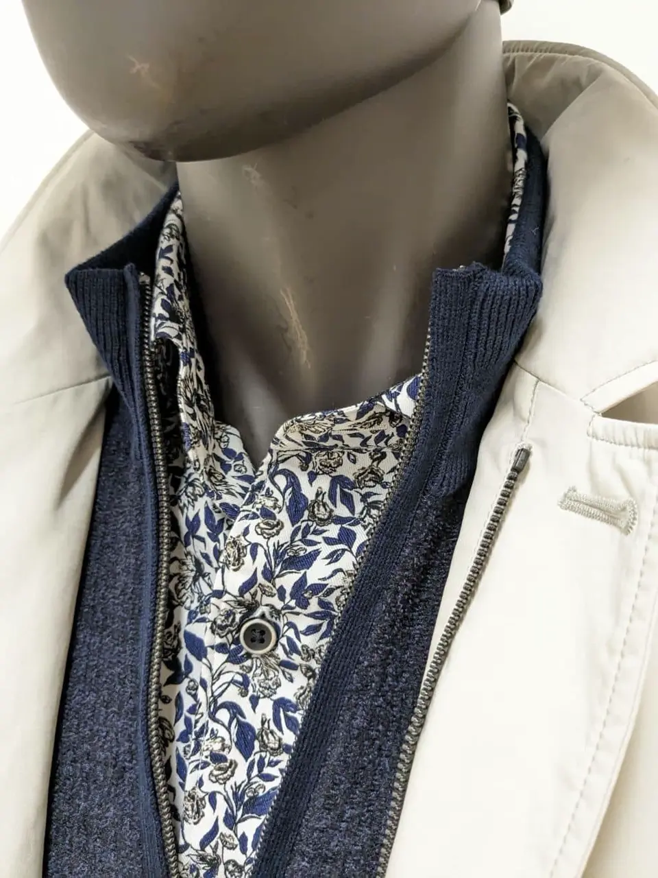 JOSEPH ABBOUD 大久 コーディネート画像