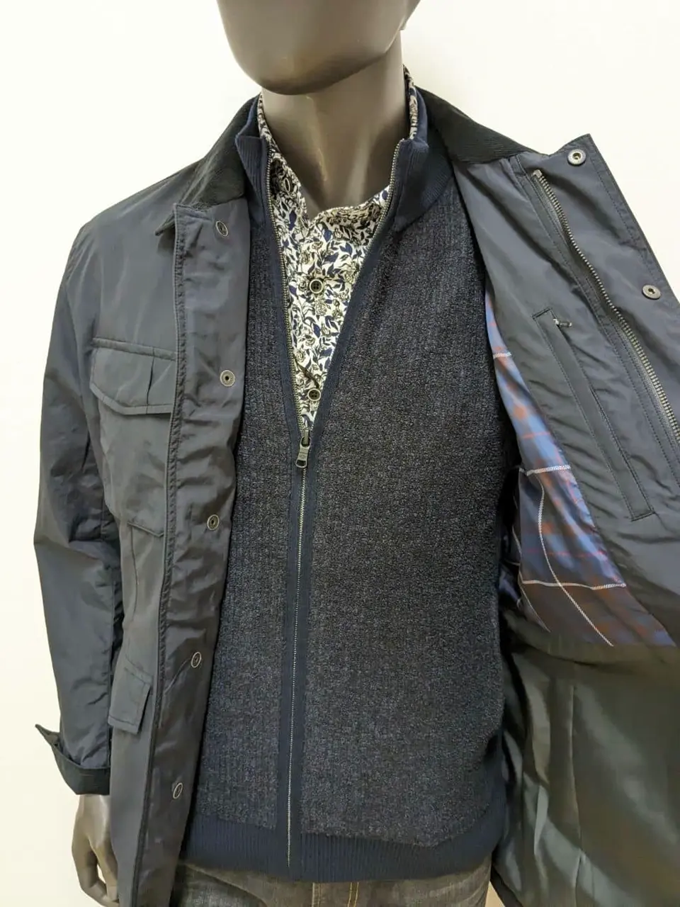 JOSEPH ABBOUD 大久 コーディネート画像