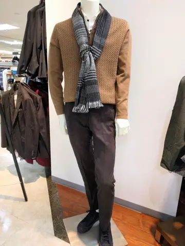 JOSEPH ABBOUD 　伊丹 コーディネート画像