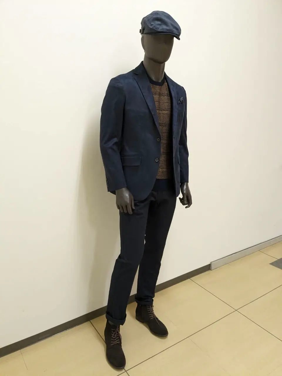 JOSEPH ABBOUD 大久 コーディネート画像