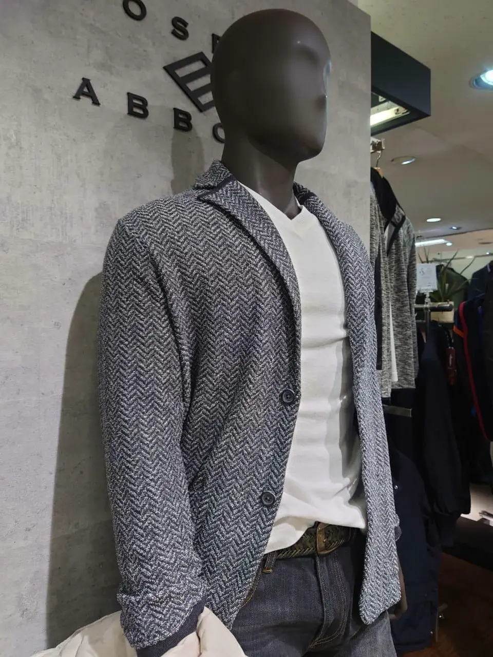 JOSEPH ABBOUD 石川 コーディネート画像