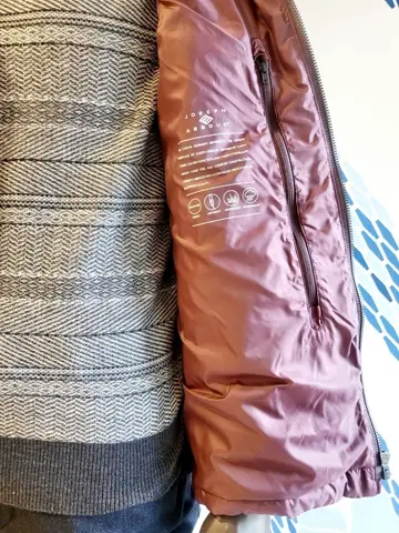 JOSEPH ABBOUD 亀井 コーディネート画像