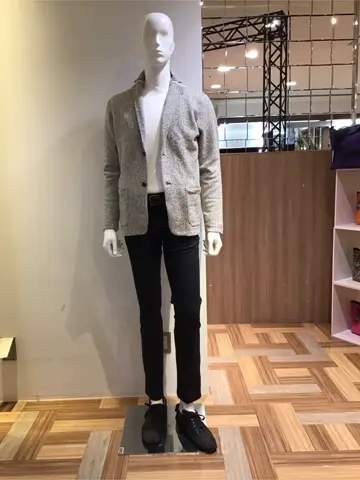 JOSEPH ABBOUD 小城 コーディネート画像