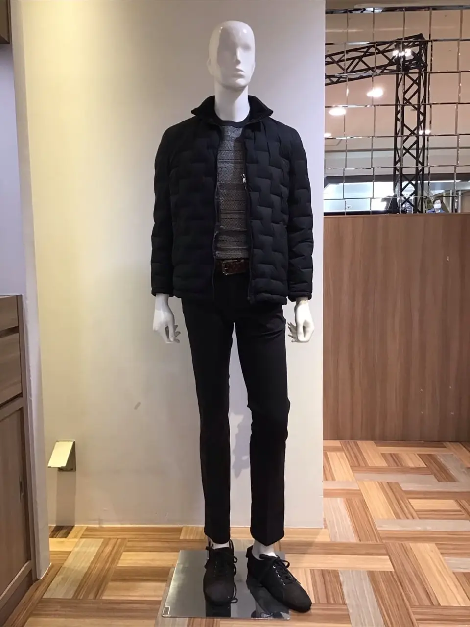 JOSEPH ABBOUD 三澄 コーディネート画像