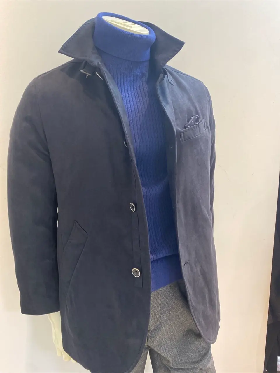 JOSEPH ABBOUD 坪井 コーディネート画像