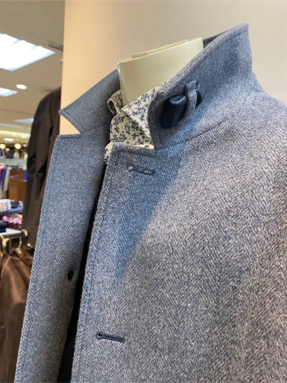 JOSEPH ABBOUD 坪井 コーディネート画像