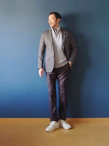 JOSEPH ABBOUD 安東 コーディネート画像