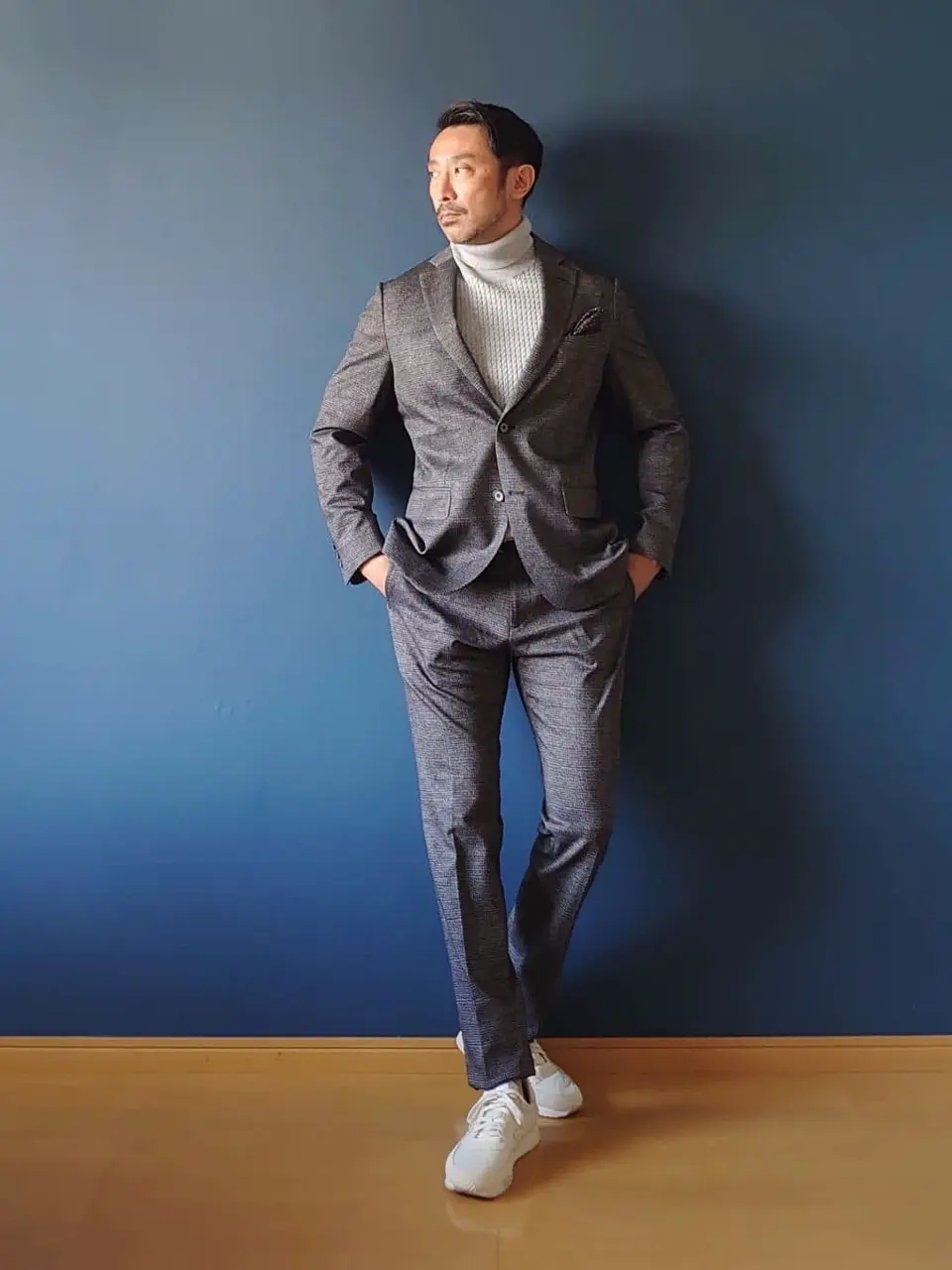 JOSEPH ABBOUD 安東 コーディネート画像