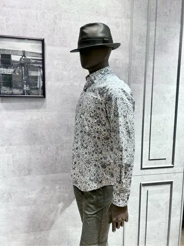 JOSEPH ABBOUD 二澤 コーディネート画像