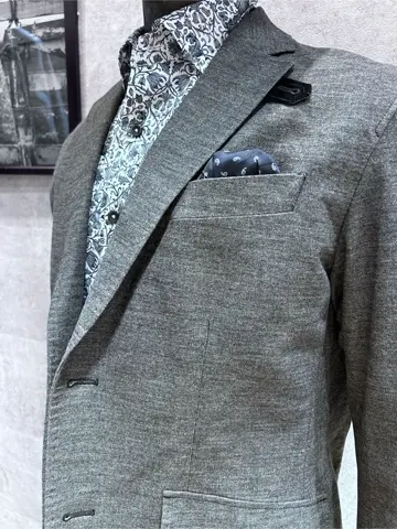 JOSEPH ABBOUD 二澤 コーディネート画像