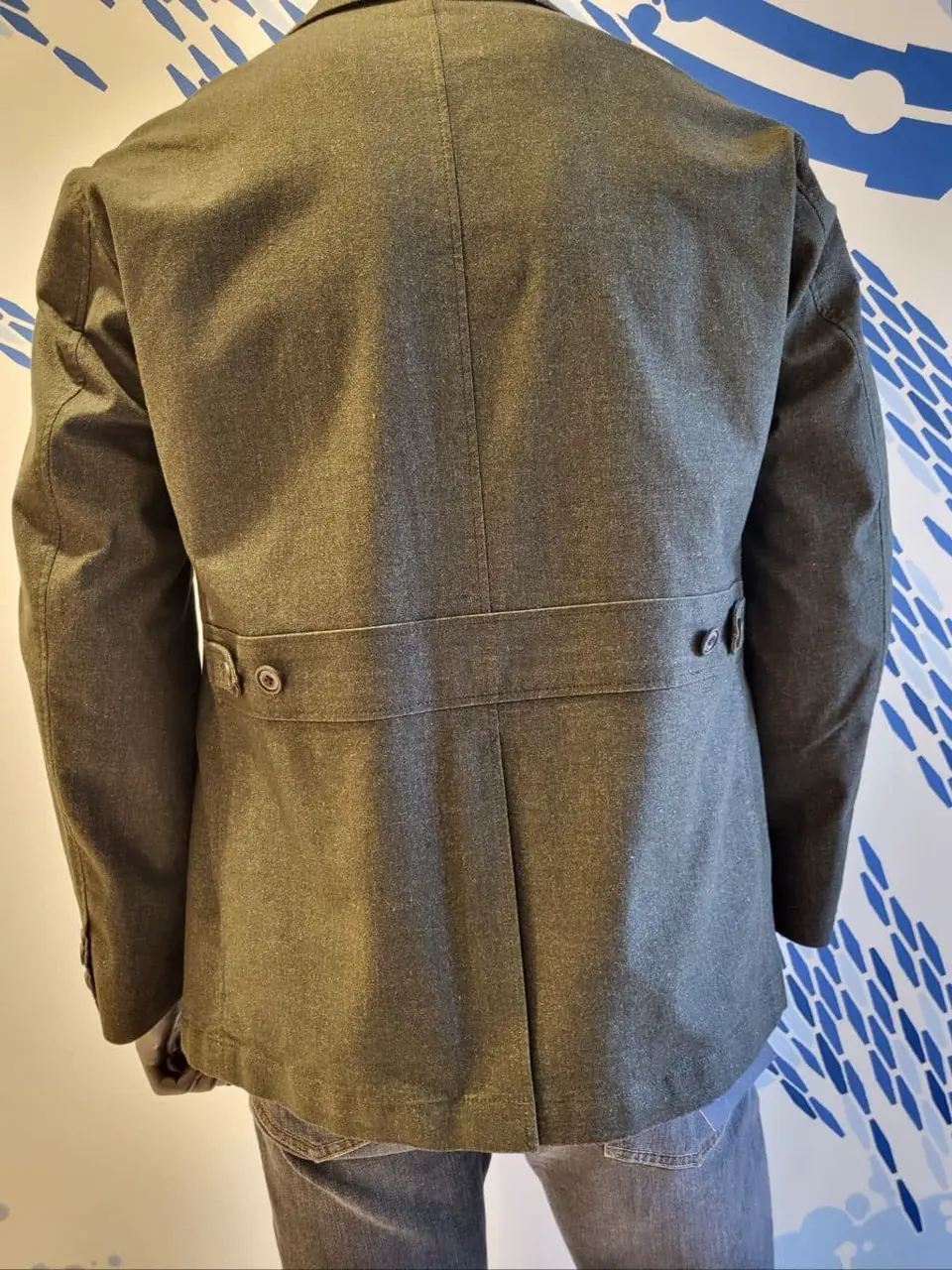 JOSEPH ABBOUD 亀井 コーディネート画像