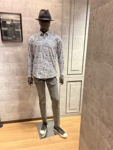 JOSEPH ABBOUD 上條 コーディネート画像