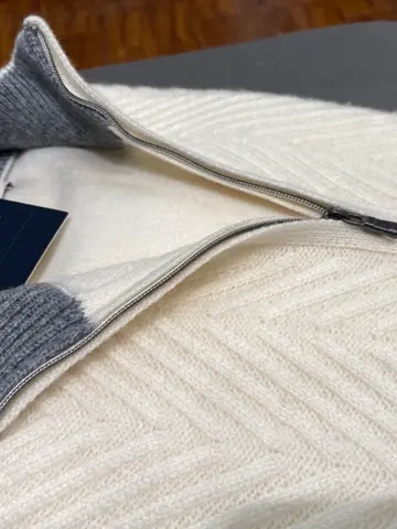 JOSEPH ABBOUD 坪井 コーディネート画像