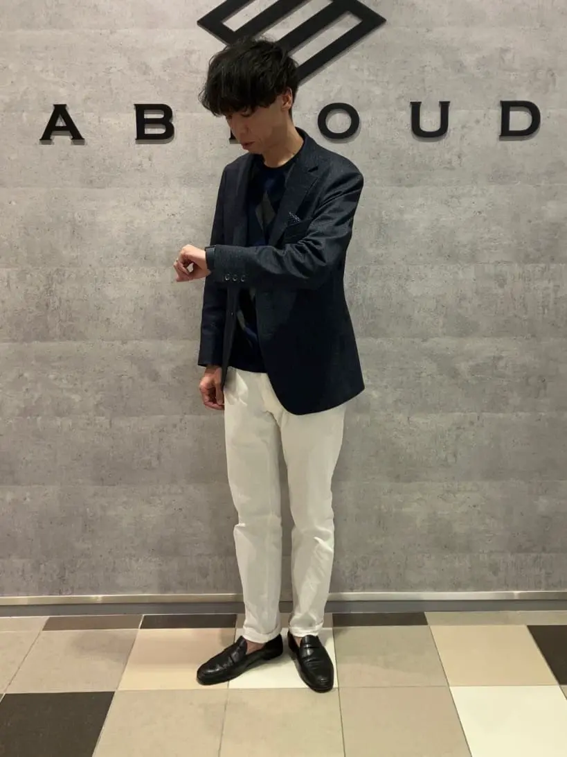 JOSEPH ABBOUD 足立 コーディネート画像