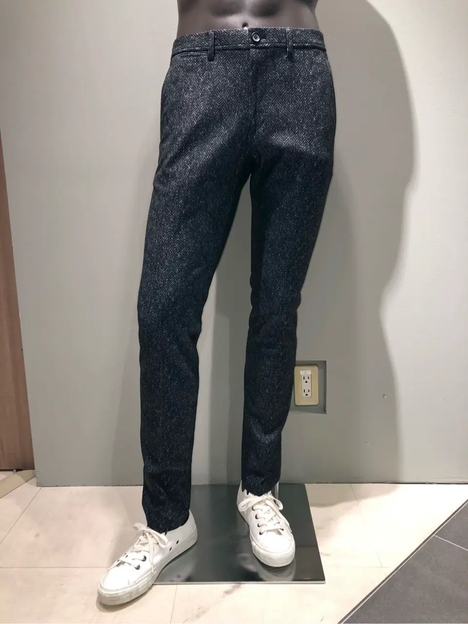 JOSEPH ABBOUD 川田 コーディネート画像