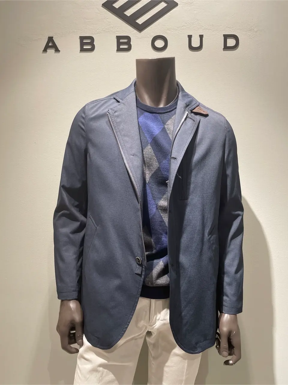 JOSEPH ABBOUD 伊津野 コーディネート画像