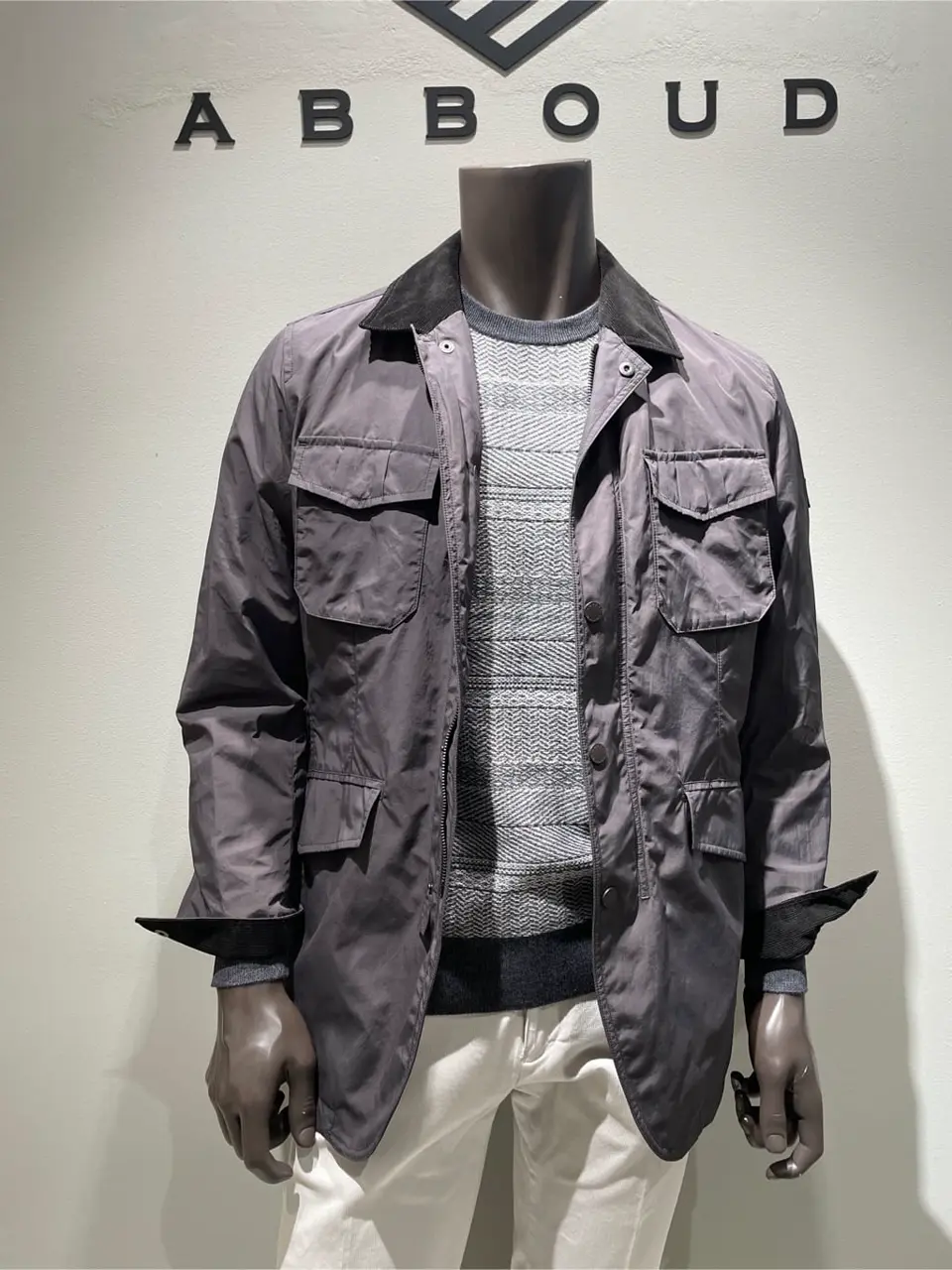 JOSEPH ABBOUD 伊津野 コーディネート画像