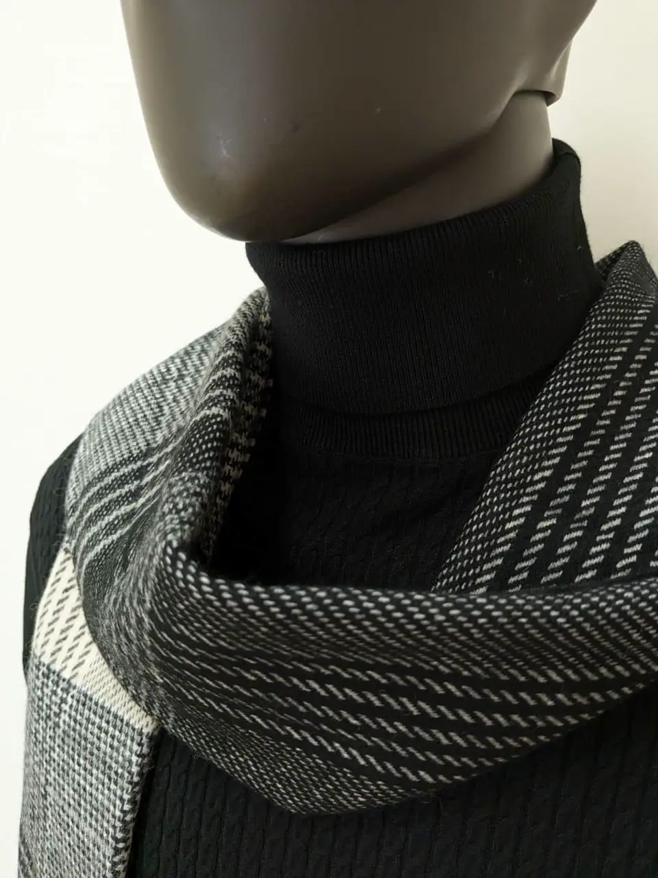 JOSEPH ABBOUD 大久 コーディネート画像