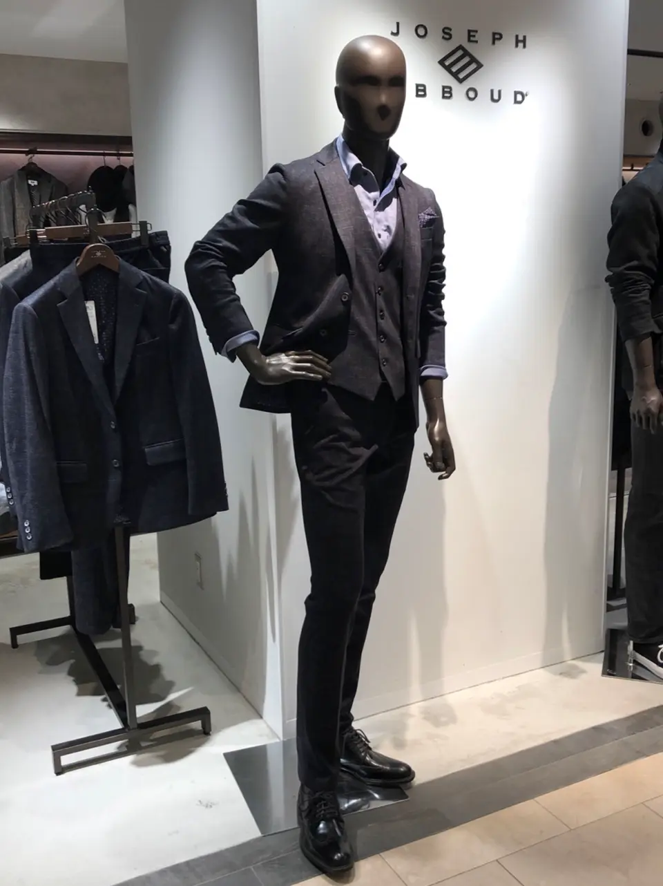 JOSEPH ABBOUD 小田 コーディネート画像