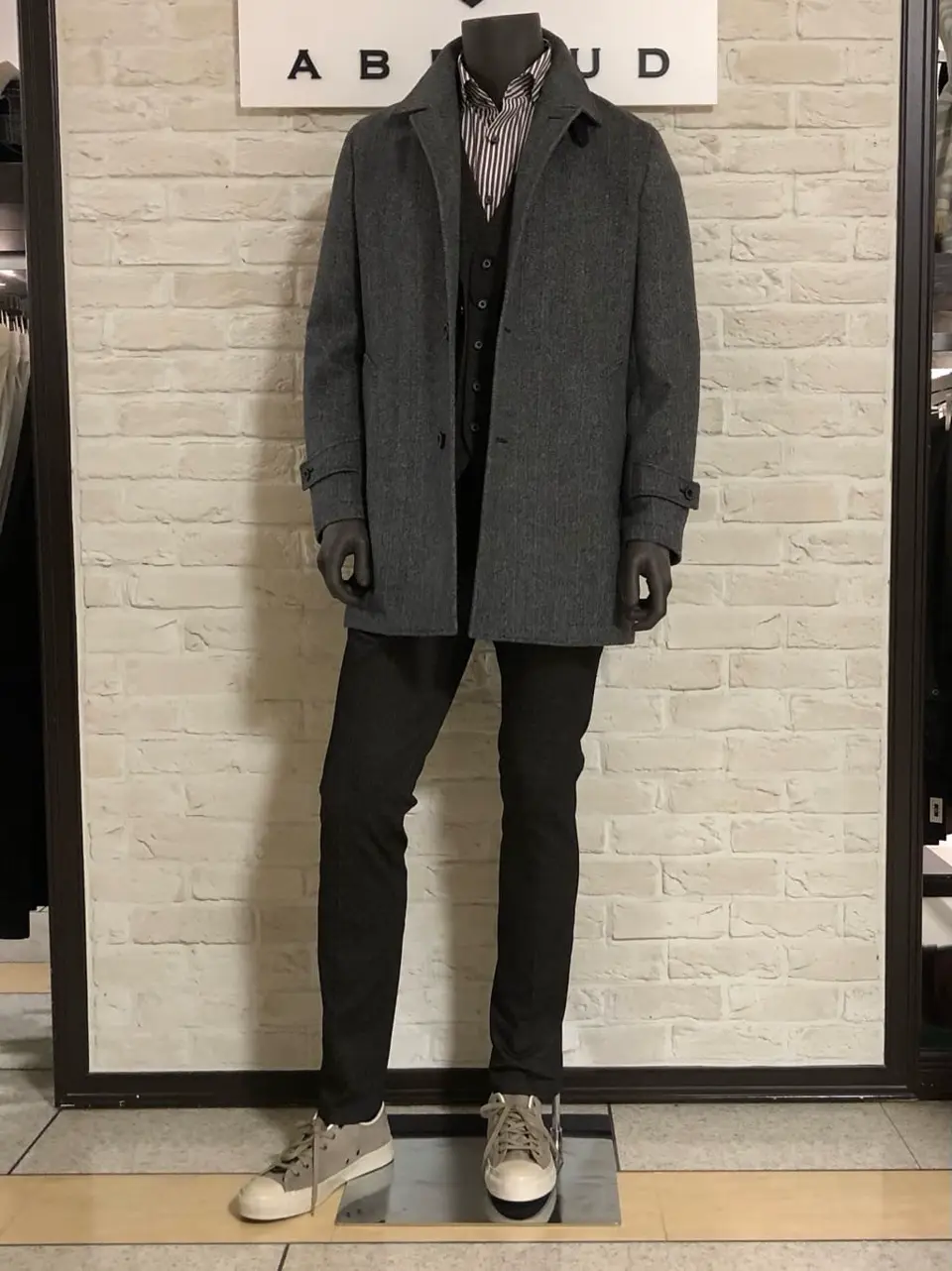 JOSEPH ABBOUD 山口 コーディネート画像