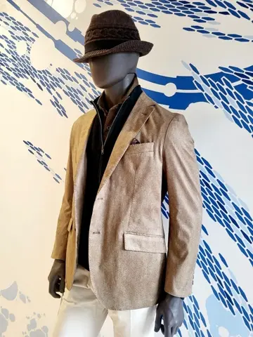 JOSEPH ABBOUD 亀井 コーディネート画像