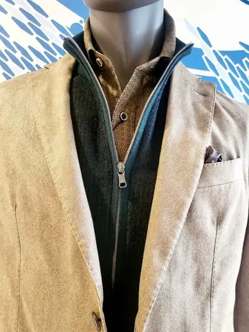 JOSEPH ABBOUD 亀井 コーディネート画像