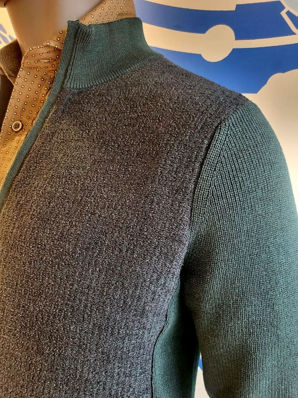 JOSEPH ABBOUD 亀井 コーディネート画像