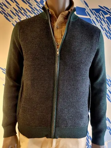 JOSEPH ABBOUD 亀井 コーディネート画像