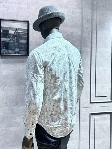 JOSEPH ABBOUD 二澤 コーディネート画像