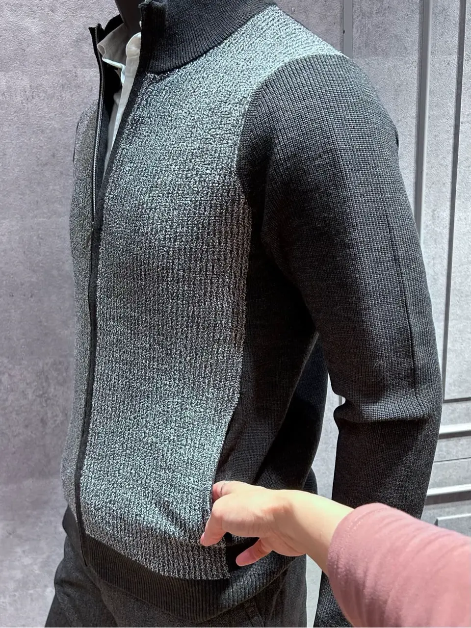 JOSEPH ABBOUD 二澤 コーディネート画像