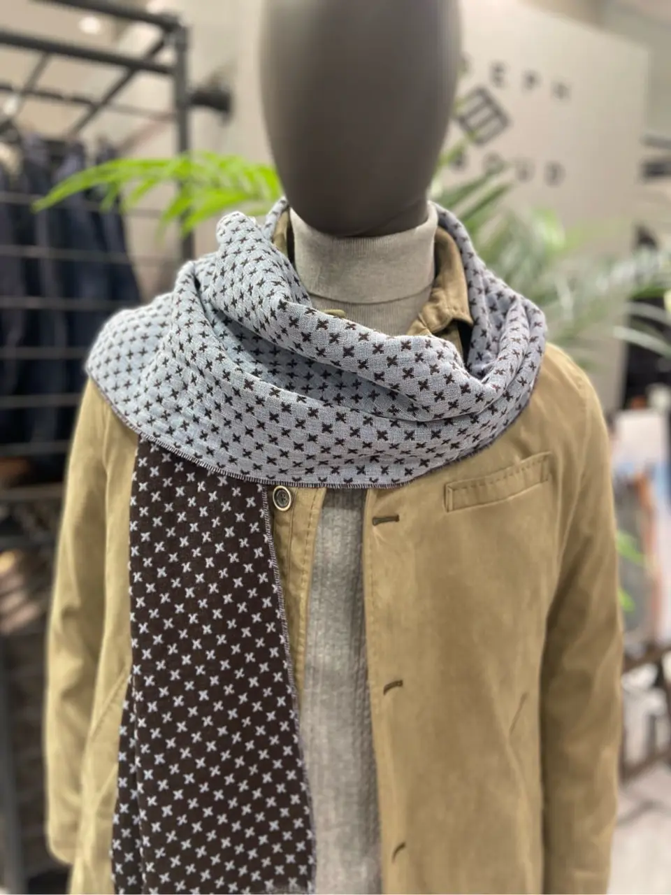 JOSEPH ABBOUD たかい　かおり コーディネート画像