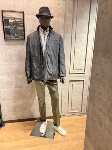 JOSEPH ABBOUD 上條 コーディネート画像