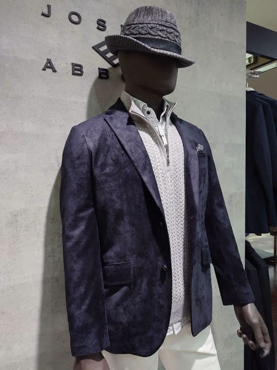 JOSEPH ABBOUD 石川 コーディネート画像