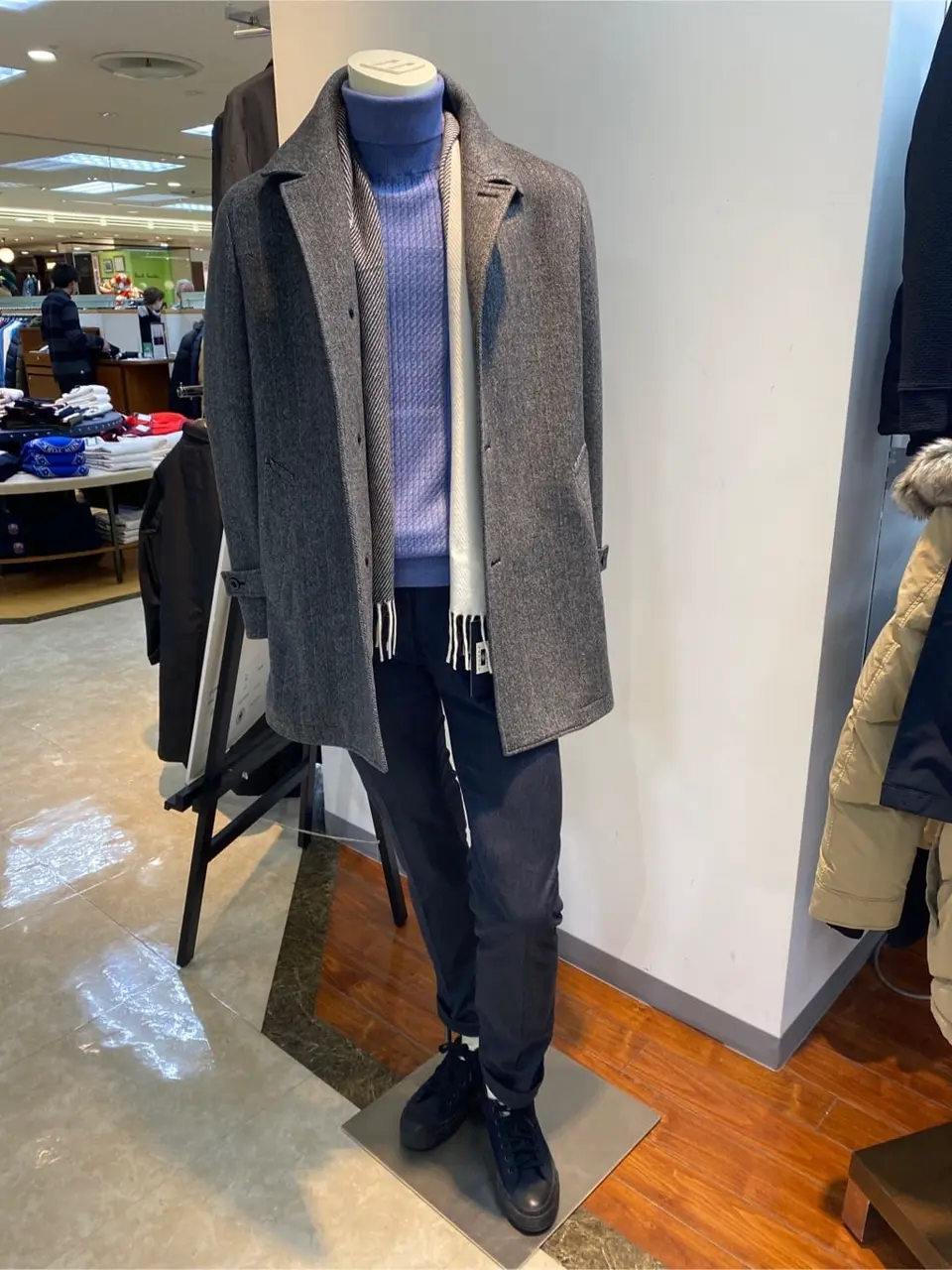  坪井 コーディネート画像