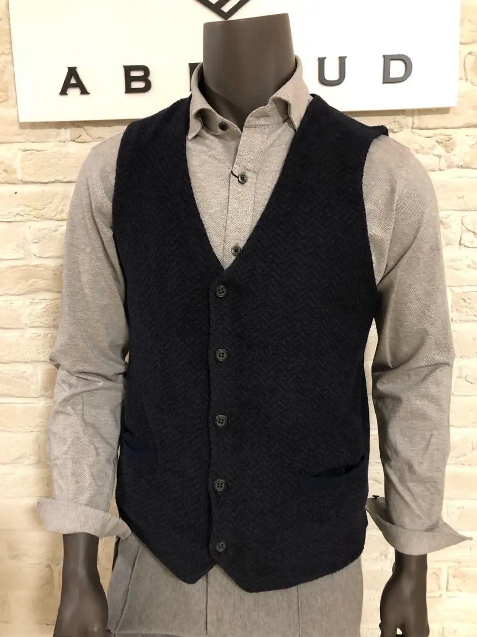 JOSEPH ABBOUD 山口 コーディネート画像