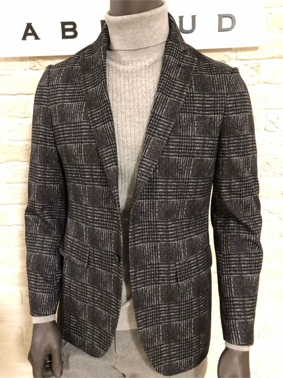 JOSEPH ABBOUD 山口 コーディネート画像