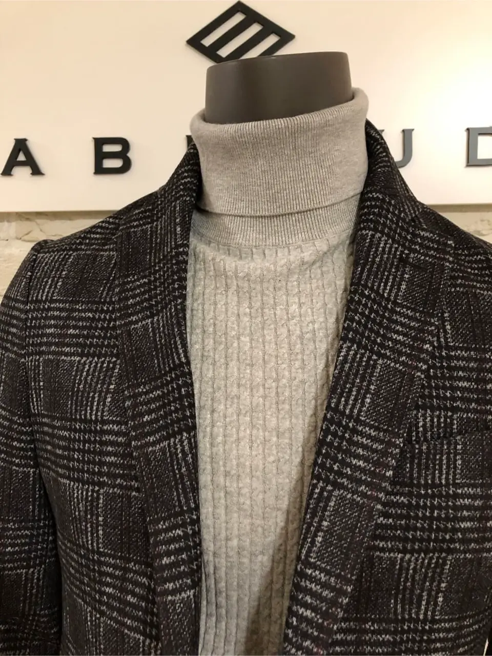JOSEPH ABBOUD 山口 コーディネート画像