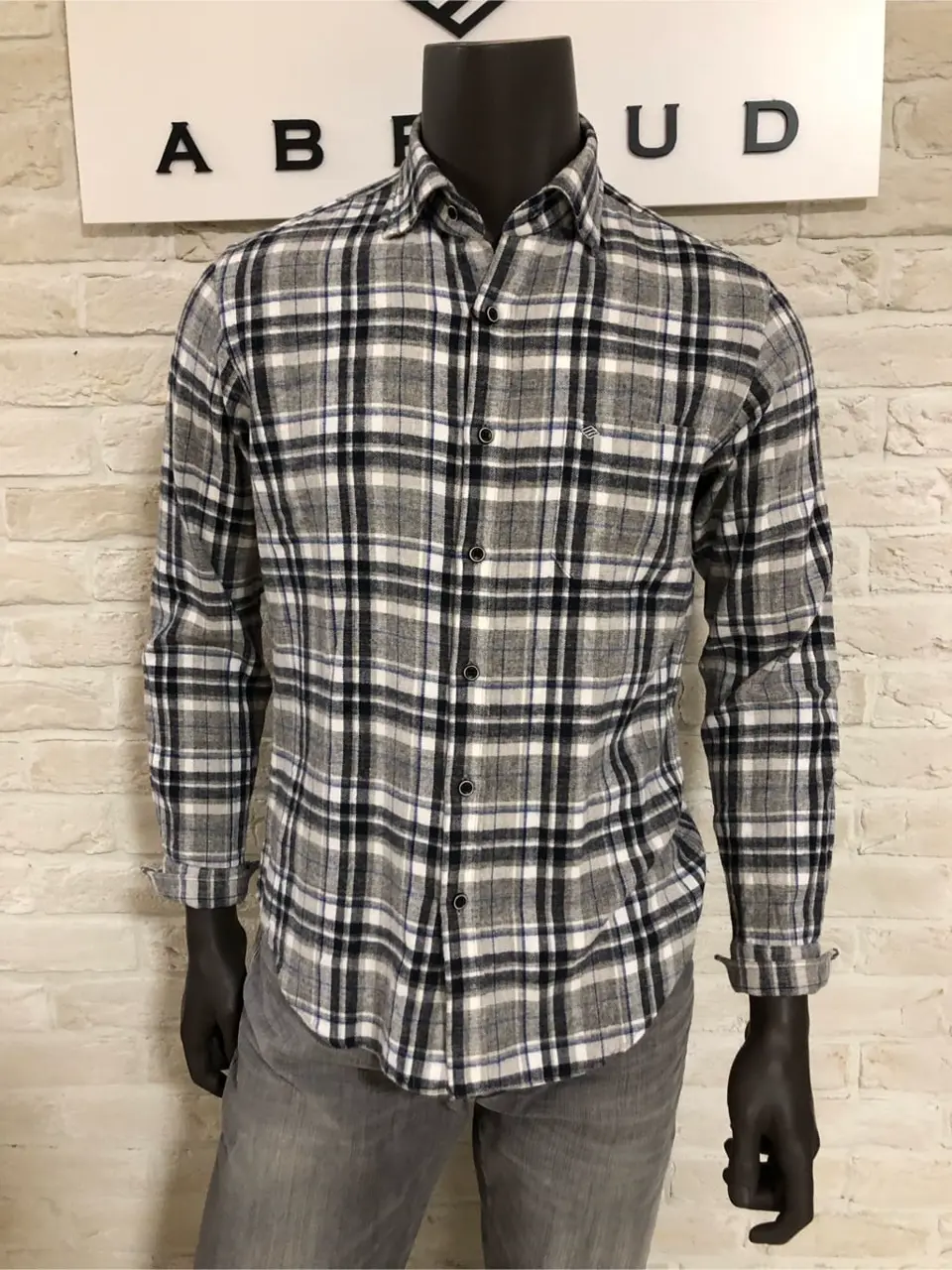 JOSEPH ABBOUD 山口 コーディネート画像