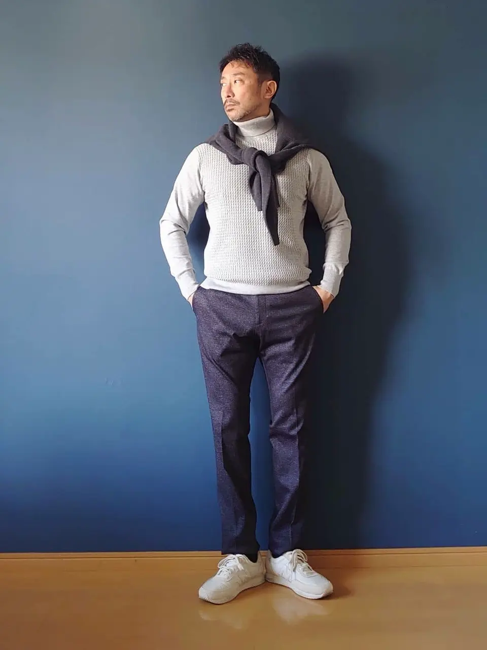 JOSEPH ABBOUD 安東 コーディネート画像