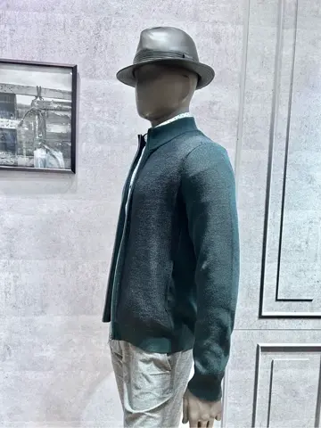 JOSEPH ABBOUD 二澤 コーディネート画像