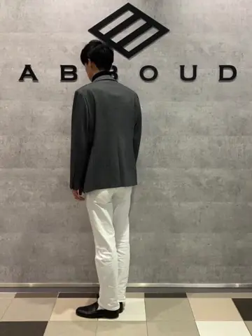 JOSEPH ABBOUD 足立 コーディネート画像