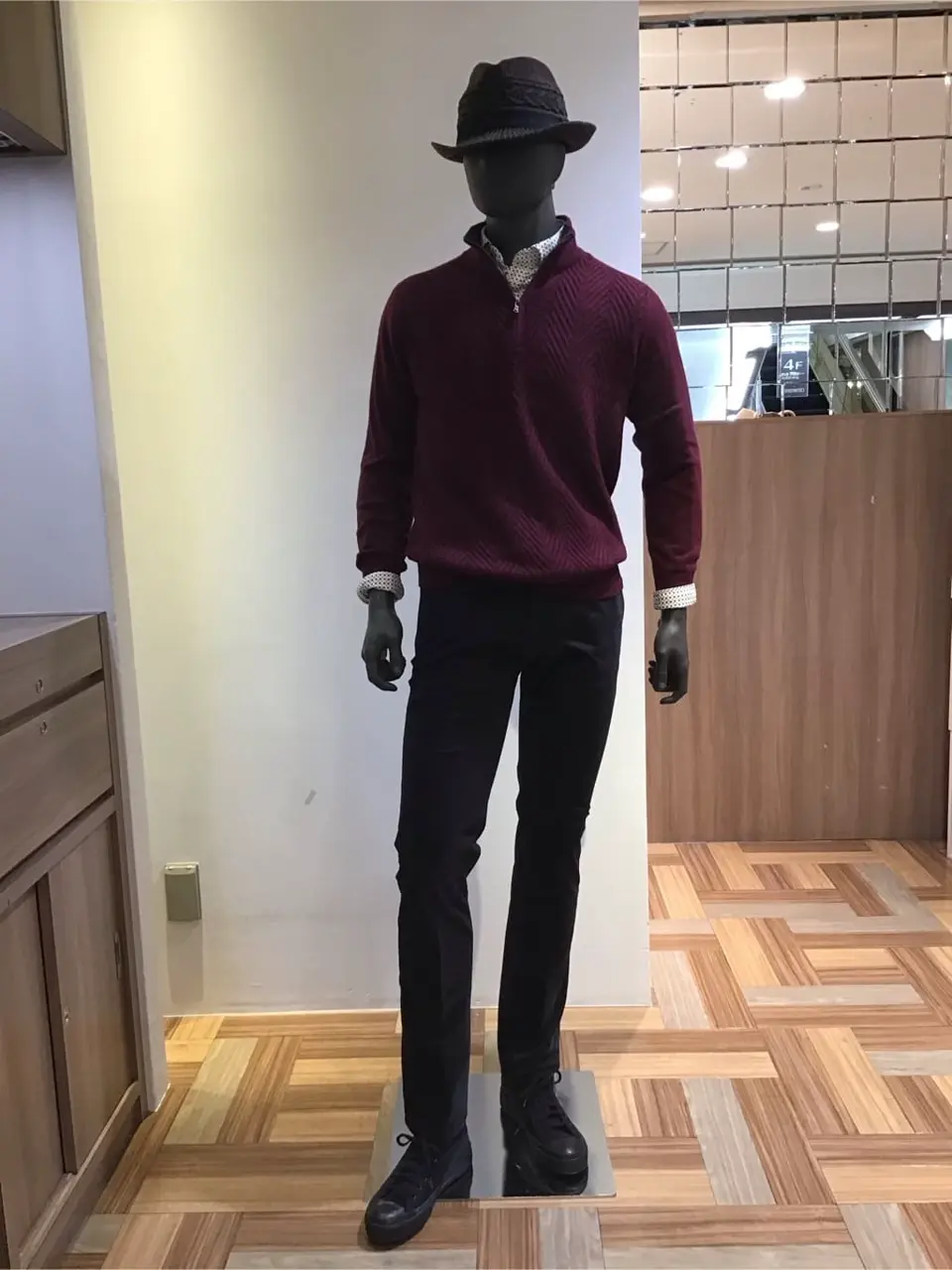 JOSEPH ABBOUD 小城 コーディネート画像