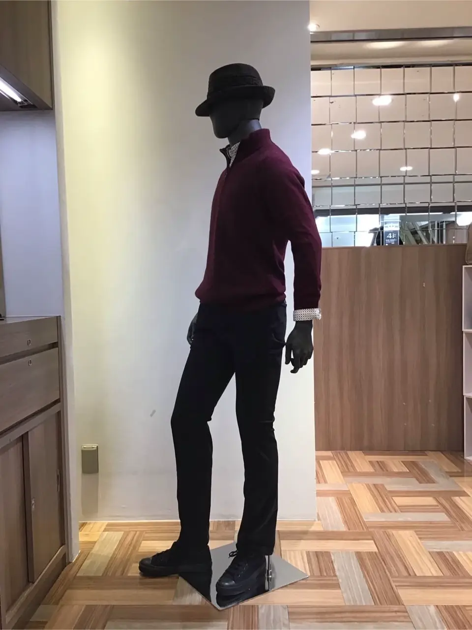 JOSEPH ABBOUD 小城 コーディネート画像