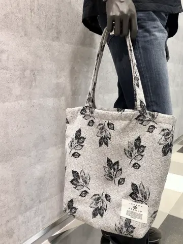 JOSEPH ABBOUD 二澤 コーディネート画像