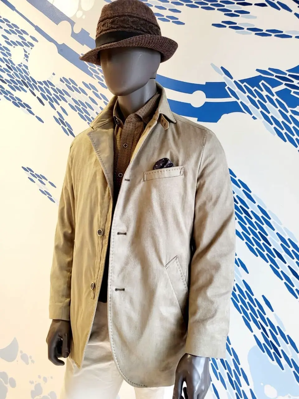 JOSEPH ABBOUD 亀井 コーディネート画像