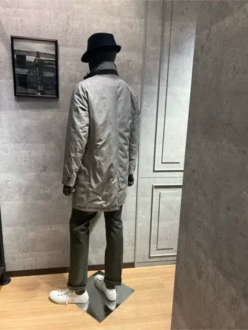 JOSEPH ABBOUD 上條 コーディネート画像