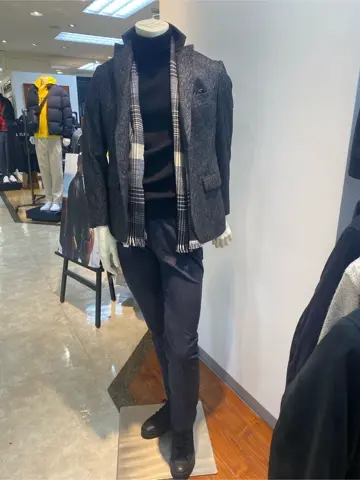 JOSEPH ABBOUD 坪井 コーディネート画像