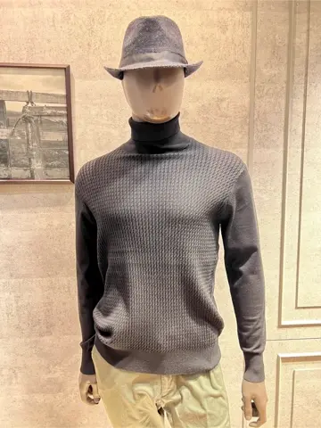 JOSEPH ABBOUD 上條 コーディネート画像